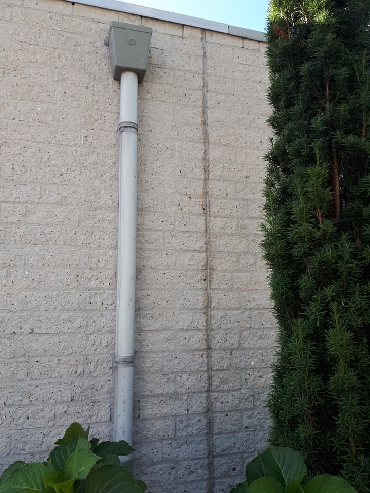 New sealant applied on concrete wall joint